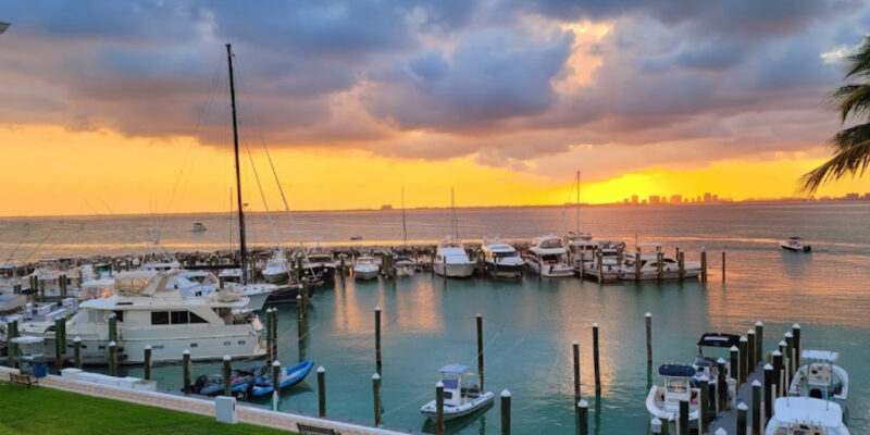 Key Biscayne Yacht Club
