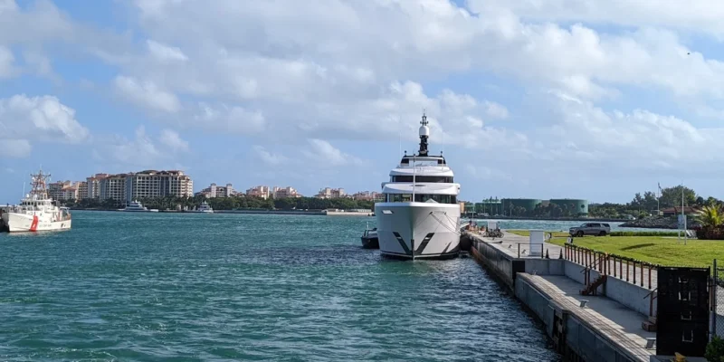 One Island Park Marina